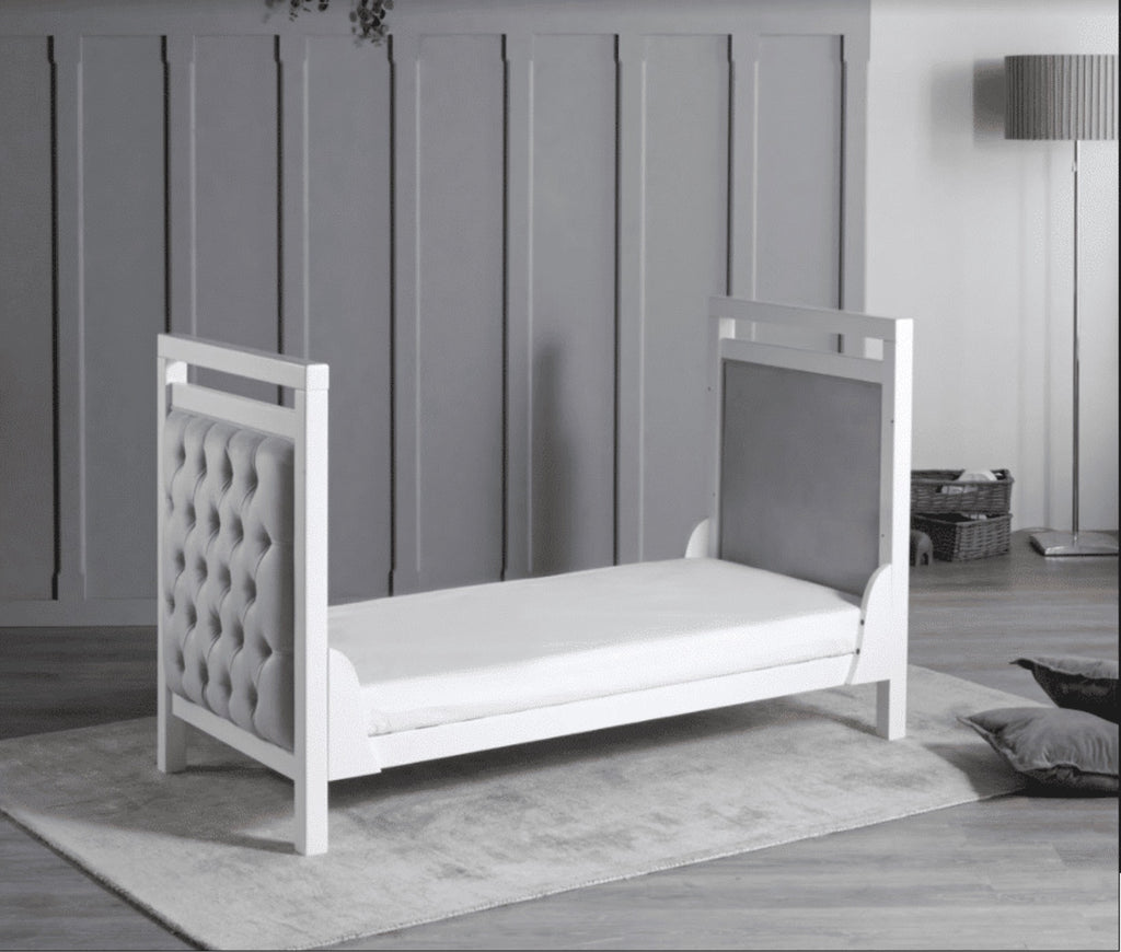 Babymore Deluxe Velvet Cot Bed White/Grey