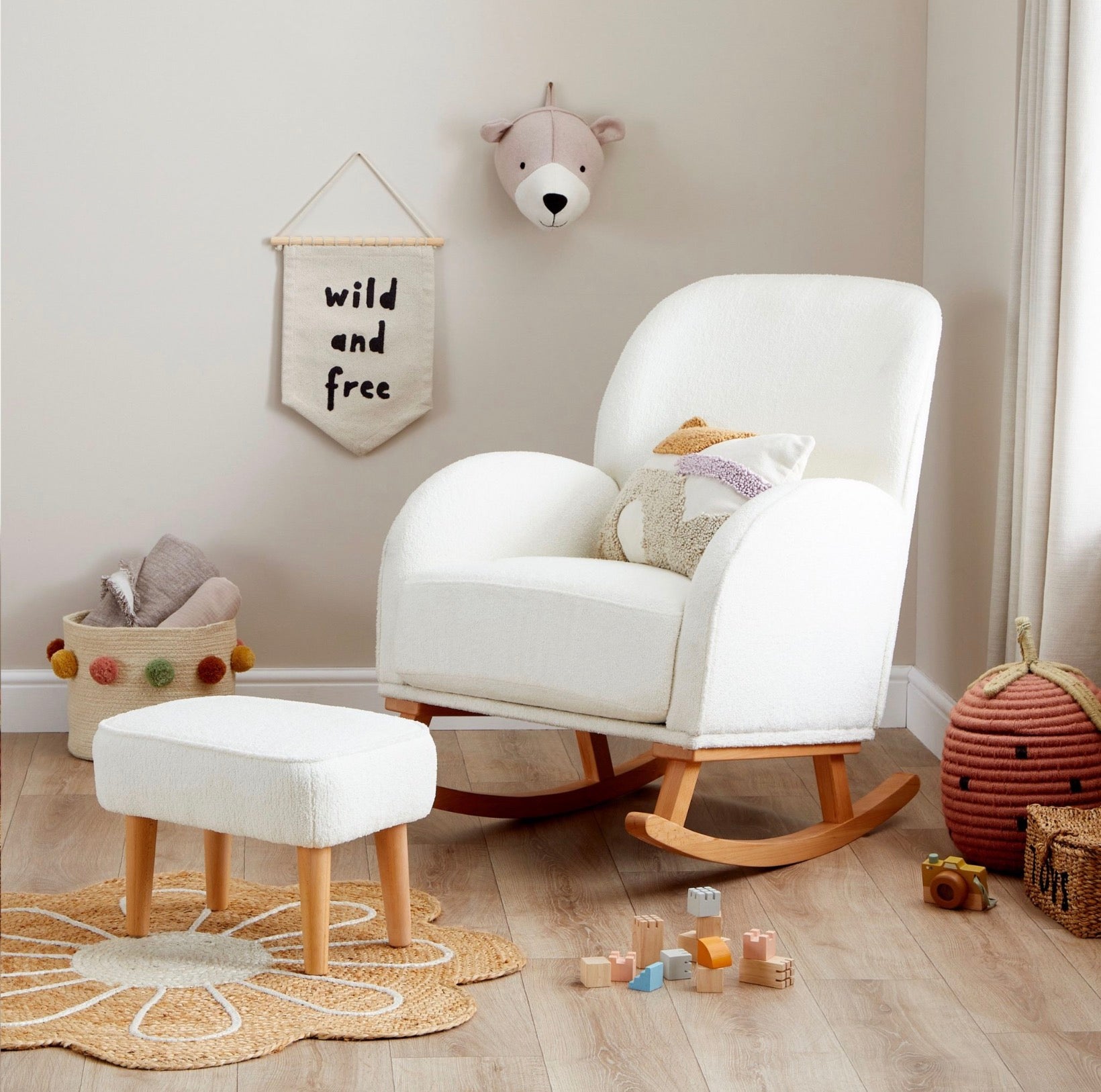 Babymore Freya Nursing Chair with Stool – Boucle